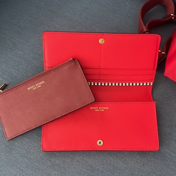 Henri Bendel Jet setter convertible backpack WITH matching wallet - Picture 2 of 11